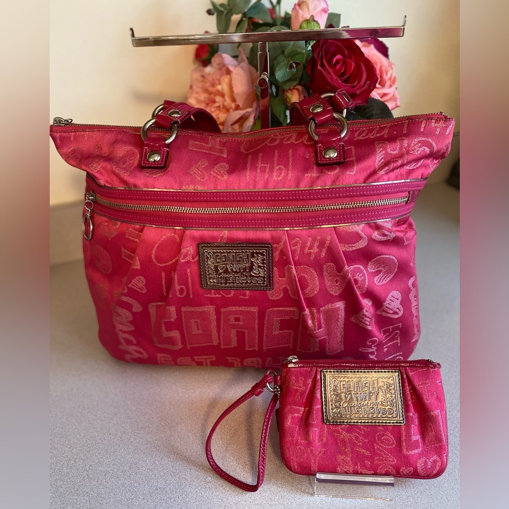 Coach Poppy Storypatch Bella Graffiti Glam Bucket Tote Purse & Wristlet